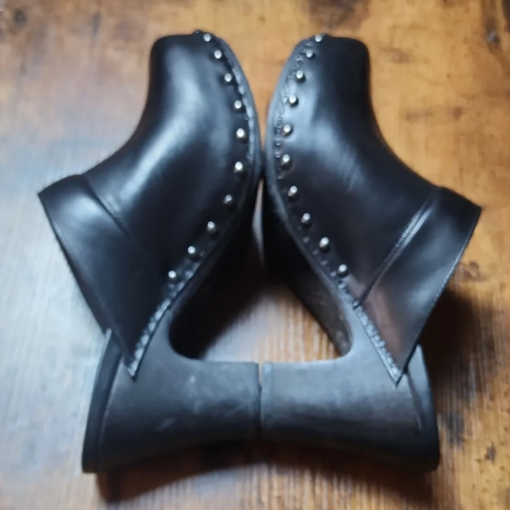 DANSKO | Rae Black Leather Heeled Clogs Studded Mules | EU 38 (US 7.5 -8) - Picture 6 of 10